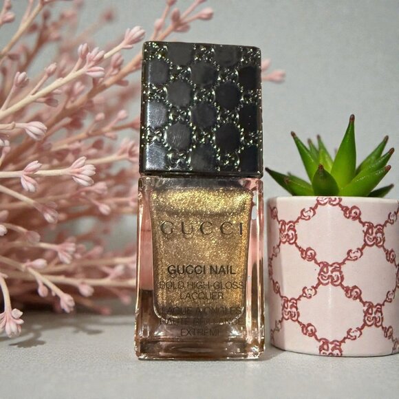 Gucci Other - Gucci Bold High-Gloss Lacquer "Iconic Gold" 170 - NEW